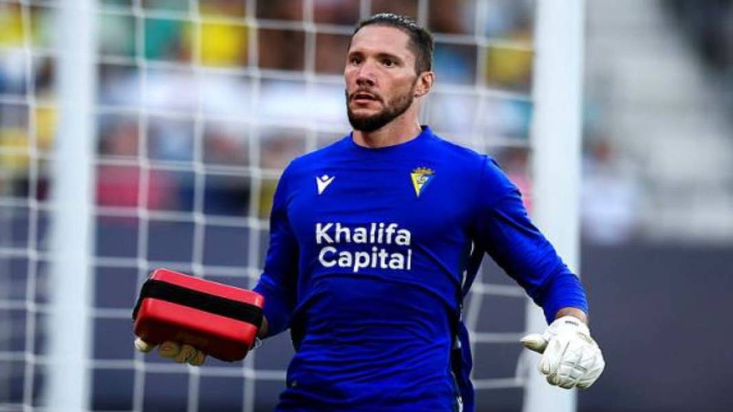 Barcelona maçında korku dolu anlar! Oyun yarıda kaldı, herkes soyunma odasına gönderildi: Tarihte görülmemiş olay 3